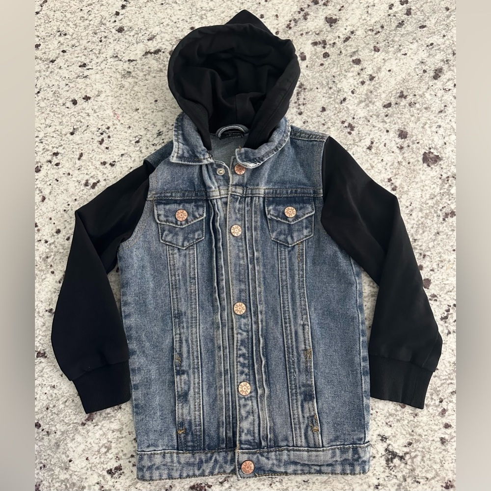 Little bipsy hooded denim jacket 3t-4t
